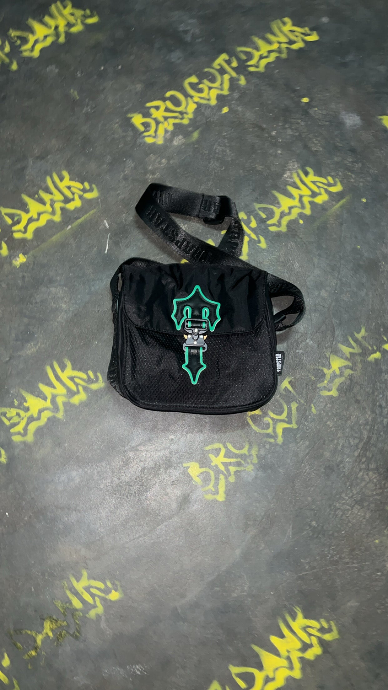 Trapstar Irongate Crossbody Sling bag B/Green